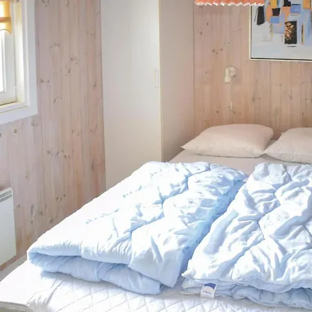 Feriehus Three Bedroom Holiday In